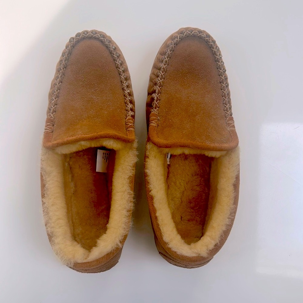 Men’s LL Bean Venetian Wicked Good Slippers, Size 10M